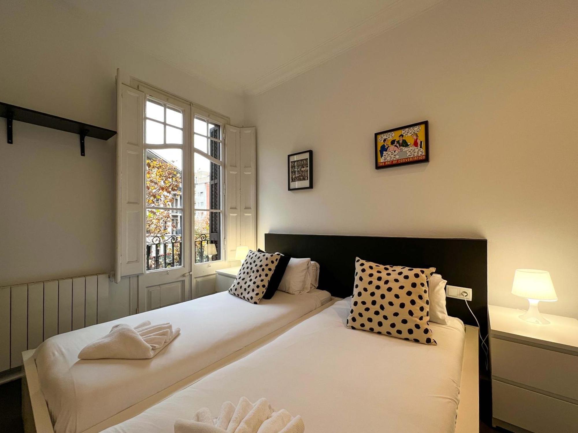 Stay Unique Apartments Cent บาร์เซโลนา ภายนอก รูปภาพ